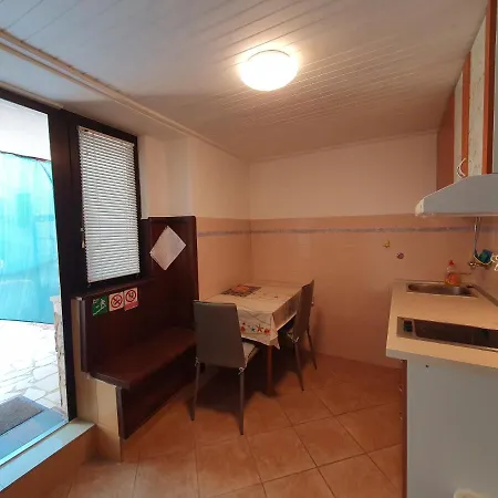 Nadia St2, 500 M From The